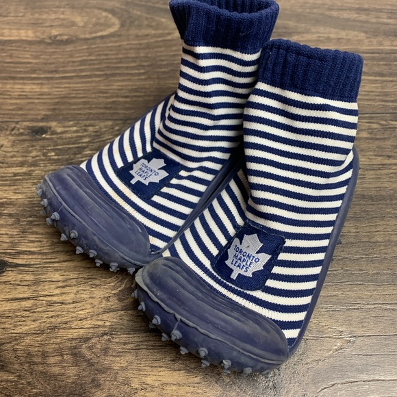 Toronto Maple Leafs Walking slippers - Picture 2 of 4